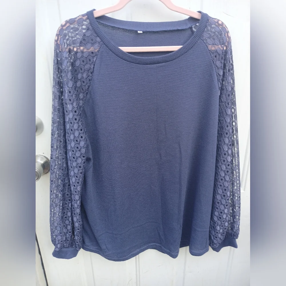 NWOT - HAOMEILI Women’s Long Lace Sleeve, Shirt Casual Loose Blouse, XXL